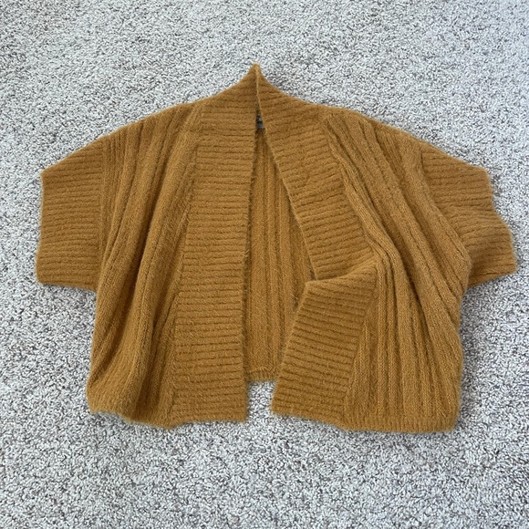Anthropologie Cropped Sweater - Picture 3 of 3
